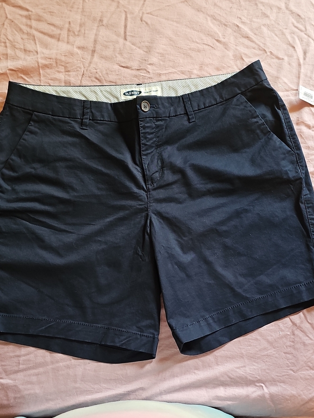 Old Navy Black Women's Bermuda Shorts